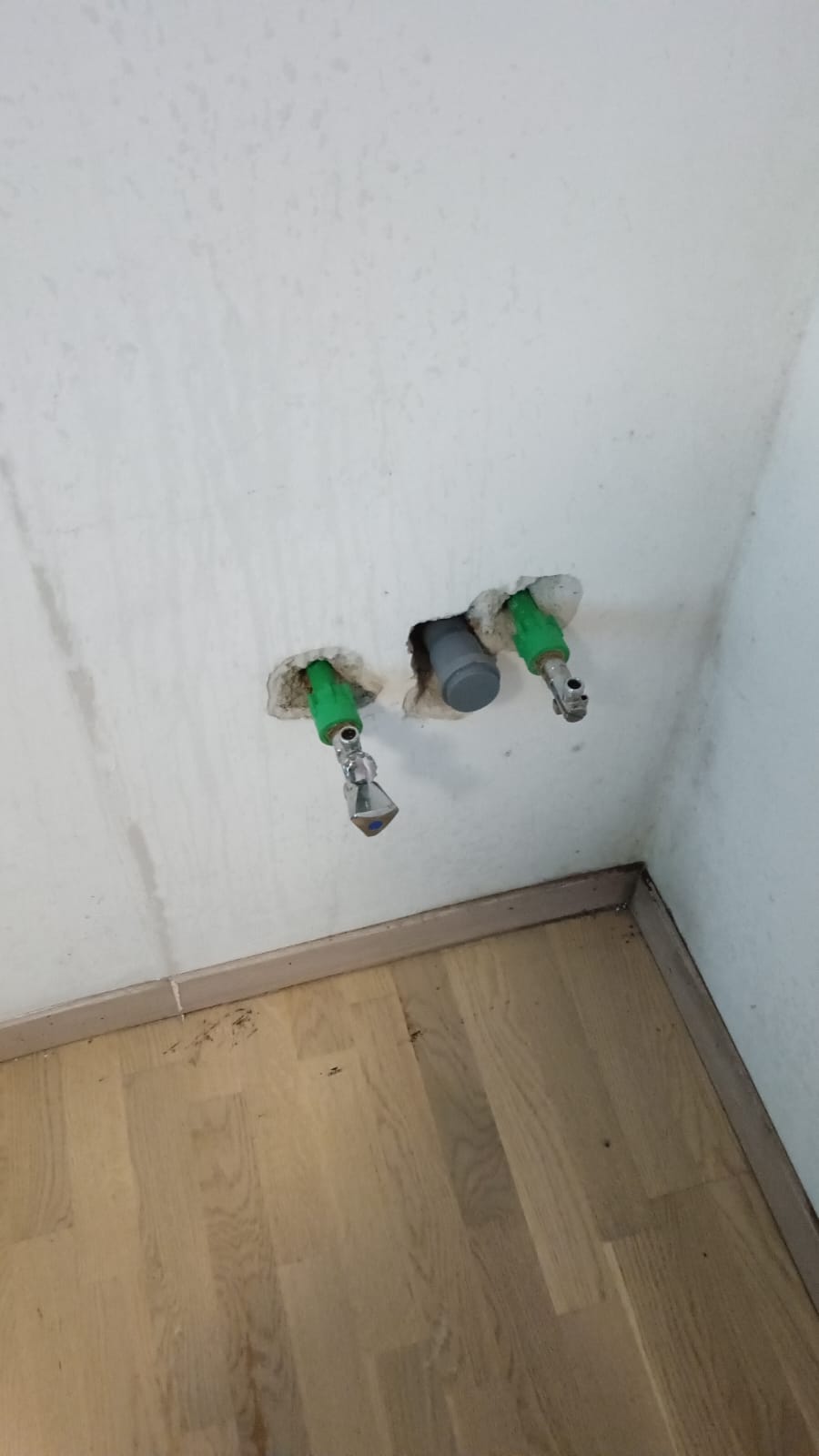 Popravak slavine i vodovodnih instalacija